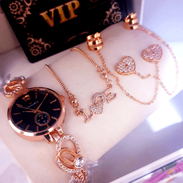 Watch With Ear Cuff And Locket